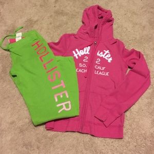 Hollister sweat outfit size XS pants S jacket.